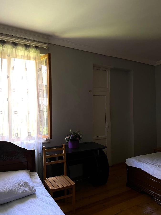Guesthouse Kostava 72 Kazbegi Eksteriør billede
