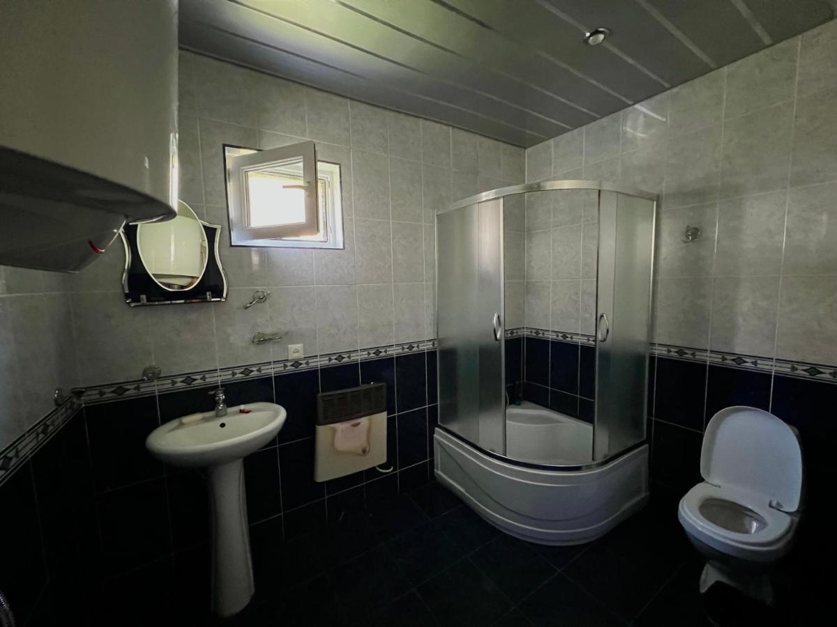Guesthouse Kostava 72 Kazbegi Eksteriør billede
